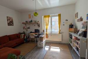schöne Wohnung in grüner Lage
