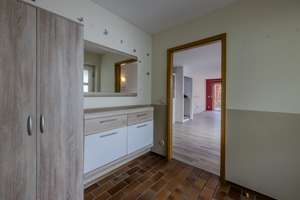 59 Jahre Restlaufzeit! Bezugsfreies Reiheneckhaus im Erbbaurecht (LH München) mit Remise, Garage, PV – Die vollständige Adresse der Immobilie erhältst du vom Anbieter., 80939 Freimann, München – Vorschaubild 4