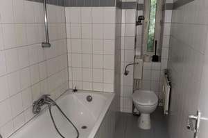 1 Zimmer Wohnung im Hinterhaus in Berlin Neukölln zu vermieten. – Niemetzstraße 8, 12055 Neukölln (Ortsteil), Berlin – Vorschaubild 3