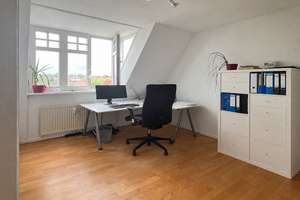 Luxuriöse, modernisierte DG-Whg. mit Wintergarten und großer Terrasse mit hoher Lebensqualität – Bandwirkerstr. 36, 22041 Wandsbek (Ortsteil), Hamburg – Vorschaubild 11