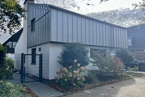 Von privat: freistehendes, modernes Einfamilienhaus in traumhafter Lage - einzugsbereit! – Ottostraße 24, 47803 Kempener Feld/Baackeshof, Krefeld – Vorschaubild 2