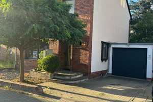 Schönes Einfamilinhaus mit großem Garten und Garage – Merodestraße 10, 50169 Rhein-Erft-Kreis – Vorschaubild 1