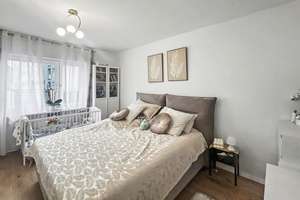 Stilvolle 4-Zimmer-Hochparterre-Wohnung mit Balkon und Stellplatz in Ingolstadt – Die vollständige Adresse der Immobilie erhältst du vom Anbieter., 85051 Münchener Straße, Ingolstadt – Vorschaubild 19