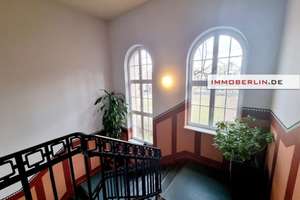 IMMOBERLIN.DE - Schöne Altbauwohnung mit Südbalkon, kleinem Garten & Pkw-Stellplatz – Die vollständige Adresse der Immobilie erhältst du vom Anbieter., 13585 Spandau (Ortsteil), Berlin – Vorschaubild 4