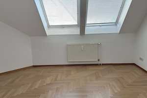 schicke sonnige 4-Raum-Maisonetten-Wohnung zu vermieten – Stieglitzweg 9, 39110 Magdeburg – Vorschaubild 10