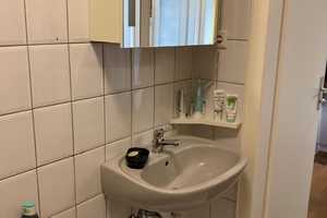 Freundliche 3-Zimmer-Wohnung mit Einbauküche im Luisenviertel nahe Laurentiusplatz – Friedrich-Ebert-Straße 43, 42103 Wuppertal – Vorschaubild 4