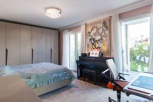 Wohnen auf 178 m²: Großzügige Erdgeschosswohnung mit sonnigen Terrassen in Trudering – Die vollständige Adresse der Immobilie erhältst du vom Anbieter., 81827 Waldtrudering, München – Vorschaubild 11