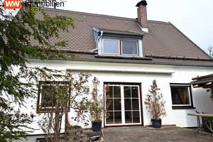 Älteres Einfamilienhaus mit eingewachsenem Grundstück in Trudering