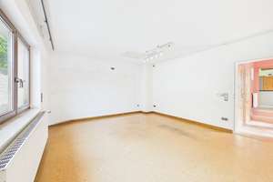 Saniertes Einfamilienhaus mit Anbau, Garage und zwei Terrassen zum individuellen Gestalten – Die vollständige Adresse der Immobilie erhältst du vom Anbieter., 65207 Naurod, Wiesbaden – Vorschaubild 6