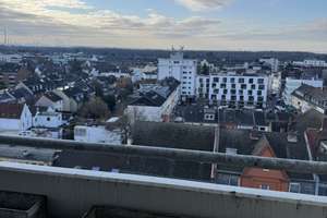 Helles Apartment mit Balkon & Weitblick – Aufzug, TG-Stellplatz