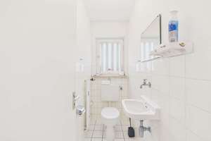 HEGERICH: Vermietete 3-Zimmer-Wohnung in München-Giesing mit praktischem Schnitt und Balkon – 81545 Harlaching, München – Vorschaubild 12