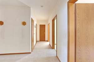 3-4-Zimmer-Eigentumswohnung mit großem Balkon und TG-Stellplatz in Hamburg-Wellingsbüttel – Die vollständige Adresse der Immobilie erhältst du vom Anbieter., 22391 Wellingsbüttel, Hamburg – Vorschaubild 16