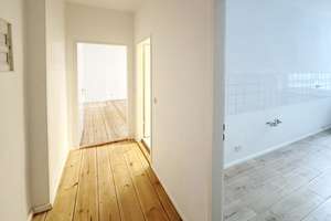 Attraktive, bezugsfreie 
1-Zimmerwohnung mit Balkon 
in begehrter Prenzlauer Berg Lage – Die vollständige Adresse der Immobilie erhältst du vom Anbieter., 10439 Prenzlauer Berg, Berlin – Vorschaubild 3