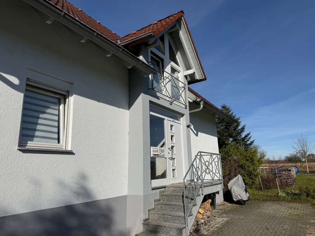 Immobilie in Kappel-Grafenhausen - Die Alternative zum Haus: Exklusive 5-Zimmer-Maisonettewohnung in ruhiger Wohnlage - Bild 2