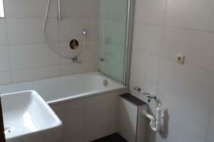 Helle freundliche 4-Zimmer-Wohnung mit 2 Balkone in Augsburg Haunstetten – Poststraße 1, 86179 Haunstetten-Ost, Augsburg – Vorschaubild 7