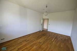 ***Wohnen mit Stil: Erdgeschosswohnung mit Balkon, Garten und Garage – Wuppertal – Vorschaubild 9