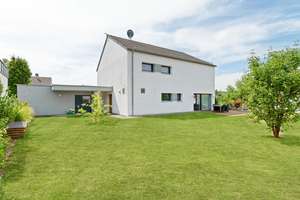 Familienfreundliches Passivhaus mit Stil, Raum und Herz | Ein Zuhause zum Ankommen  – Die vollständige Adresse der Immobilie erhältst du vom Anbieter., 73278 Schlierbach – Vorschaubild 3