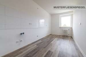 Modernisierte 2-Zimmerwohnung mit Balkon! – Steeler Str. 240, 45138 Huttrop, Essen – Vorschaubild 3