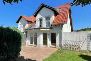 Doppelhaushälfte mit Keller + EBK in Trippstadt – Die vollständige Adresse der Immobilie erhältst du vom Anbieter., 67705 Trippstadt – Vorschaubild 1