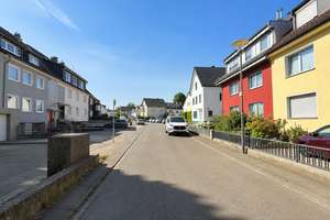 Attraktives Wohnen in Köln Höhenhaus: Modernisiertes 3-Parteienhaus. 188 qm, 8,5 Z. Traumgarten... – Die vollständige Adresse der Immobilie erhältst du vom Anbieter., 51061 Höhenhaus, Köln – Vorschaubild 46