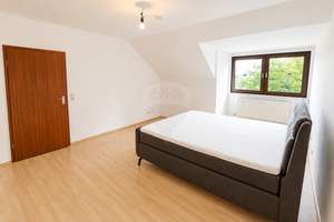 Ihr neues Zuhause zum Wohlfühlen. 4-Zimmer-Dachgeschosswohnung mit viel Platz und Komfort – Die vollständige Adresse der Immobilie erhältst du vom Anbieter., 61350 Bad Homburg vor der Höhe – Vorschaubild 6