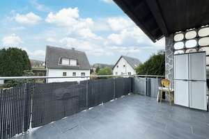 Großzügiges Ein- bis Zweifamilienhaus mit Garage und Garten! – Die vollständige Adresse der Immobilie erhältst du vom Anbieter., 95500 Heinersreuth – Vorschaubild 8