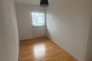 Toplage in Rodenkirchen! Helle 4-Zimmerwohnung mit Balkon – Die vollständige Adresse der Immobilie erhältst du vom Anbieter., 50996 Rodenkirchen (Ortsteil), Köln – Vorschaubild 6