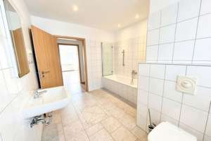 Neu! Renovierte Altbauwohnung mit Balkon & Einbauküche! – Immermannstr. 8, 39108 Stadtfeld Ost, Magdeburg – Vorschaubild 4