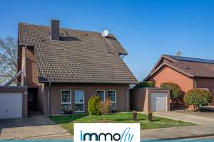 Geräumiges Zweifamilienhaus in Linnich – Investment mit ausgebautem Dachgeschoss! – Die vollständige Adresse der Immobilie erhältst du vom Anbieter., 52441 Linnich – Vorschaubild 1