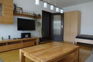 Möbliert,TOP-Zustand, sehr gute Lage: 39m²-1-Zi.-Whg.+Balkon-zus. EBK+Bad+Abstellraum+Kellerabteil – Die vollständige Adresse der Immobilie erhältst du vom Anbieter., 91054 Altstadt, Erlangen – Vorschaubild 1