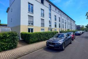 Gepflegte 3-Zimmer-Wohnung mit 100 m² privatem Garten in Wilhelmshöhe Marchbachshöhe