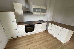 geräumige 4 Zimmer-Wohnung mit Wohnküche, Balkon, Wannenbad und EBK – Vorwerker Str. 117, 23554 Sankt Lorenz Nord, Lübeck – Vorschaubild 5