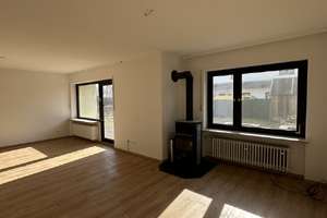 229 qm Wohn-/Nutzfläche - Freie Doppelhaushälfte in ruhiger Bestwohnlage!! – Die vollständige Adresse der Immobilie erhältst du vom Anbieter., 85649 Brunnthal – Vorschaubild 1