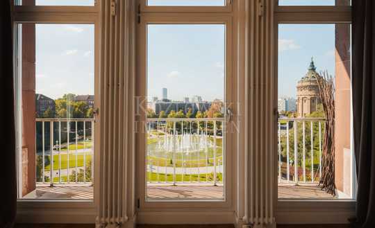 Penthouseflair am Friedrichsplatz - Exklusives Arkadendomizil mit Wasserturm- & Skylineblick!