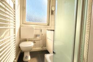 Historischer Charme trifft Loft-Flair: 3-Zimmer-Dachgeschoss mit hohen Decken, Balkon & Sichtbalken – Die vollständige Adresse der Immobilie erhältst du vom Anbieter., 50937 Sülz, Köln – Vorschaubild 11