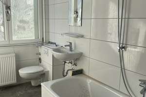 Großzügige familiengerechte neu renovierte  4 - Zimmer- Wohnung Nähe Fußgängerzone, Westliche 104 – Westliche Karl-Friedrich-Str. 104, 75172 Weststadt, Pforzheim – Vorschaubild 6