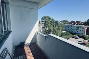Helle 1-Zimmer-Wohnung mit großem Balkon und Stellplatz im denkmalgeschützten Ensemble