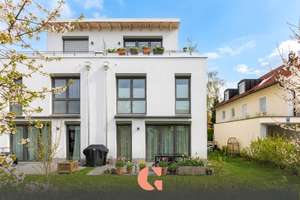 Modern + neuwertig + 5 Zimmer - DHH mit Süd/West-Garten in ruhiger Lage