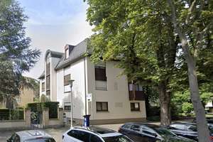 Freundliche helle  2-Zimmer-Wohnung mit Balkon  in Top Wohnlage