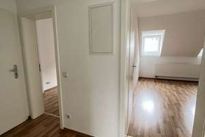 Helles, großzügiges WG-Zimmer in zentraler Lage am Sedanplatz (Wiesbaden) – Die vollständige Adresse der Immobilie erhältst du vom Anbieter., 65183 Westend / Bleichstraße, Wiesbaden – Vorschaubild 5