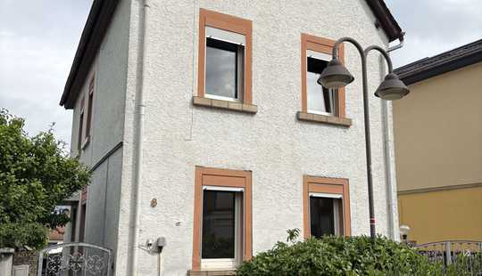 Bild von **Provisionsfrei** 1-2 Familienhaus in Budenheim mit viel Potenzial ZU VERKAUFEN