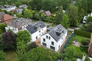 Hochwertige Doppelhaushälfte KfW 40 QNG mit Garten