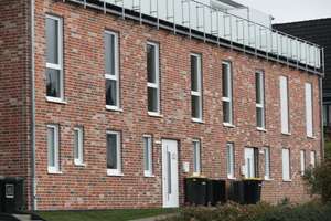 Ein Zuhause, in dem Familie ankommt – modernes Endreihenhaus mit Garten & Dachterrasse – Ellerauer Straße 22c, 25451 Quickborn – Vorschaubild 2