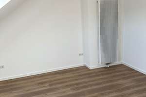VON PRIVAT TOP Renoviertes, geräumiges 5-Zimmer-Haus in Bremen-Habenhausen in schöner, ruhiger Lage  – Die vollständige Adresse der Immobilie erhältst du vom Anbieter., 28279 Habenhausen, Bremen – Vorschaubild 15