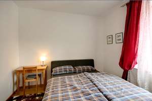 Möbliert: Schöne Altbauwohnung in Haidhausen auf Zeit mieten – Die vollständige Adresse der Immobilie erhältst du vom Anbieter., 81667 Haidhausen Nord, München – Vorschaubild 3