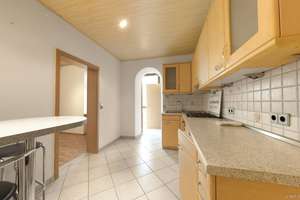 Eberbach: Gepflegtes Zweifamilienhaus mit Nebengebäude – Die vollständige Adresse der Immobilie erhältst du vom Anbieter., 69412 Eberbach – Vorschaubild 2