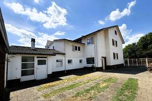 Traumhaft! Renovierungsbed. EFH mit Swimmingpool, 2 Bädern, Garagen, Nebengebäuden + tollem Garten – Die vollständige Adresse der Immobilie erhältst du vom Anbieter., 76676 Graben-Neudorf – Vorschaubild 3