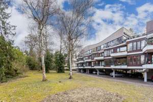 2 Zimmer, 1. Stock, Terrasse, 1x Stellplatz im Komponistenviertel von Lankwitz, ruhig
