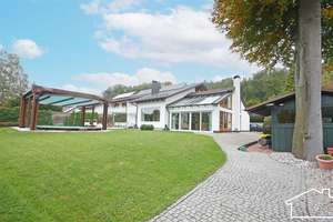 Energiesparhaus - Energieeffizenzklasse A+ auf großzügigem DHH-Grundstück in Grafrath - Ammersee
 – Die vollständige Adresse der Immobilie erhältst du vom Anbieter., 82284 Grafrath – Vorschaubild 2