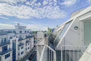 AUßERGEWÖHNLICH! EINMALIG SCHÖNE DG-WOHNUNG MIT DACHTERRASSE, 2 BALKONEN & AUFZUG! PROVISIONSFREI! – Heinersdorfer Str. 35, 13086 Weißensee, Berlin – Vorschaubild 7